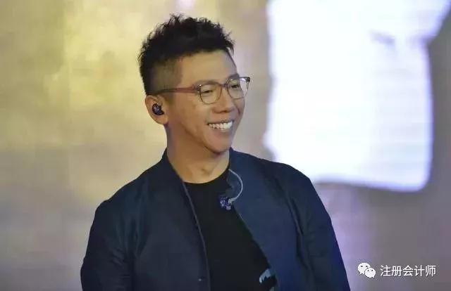 羽泉惊现20年较大财务危机:陈羽凡可能是史上很夸张的